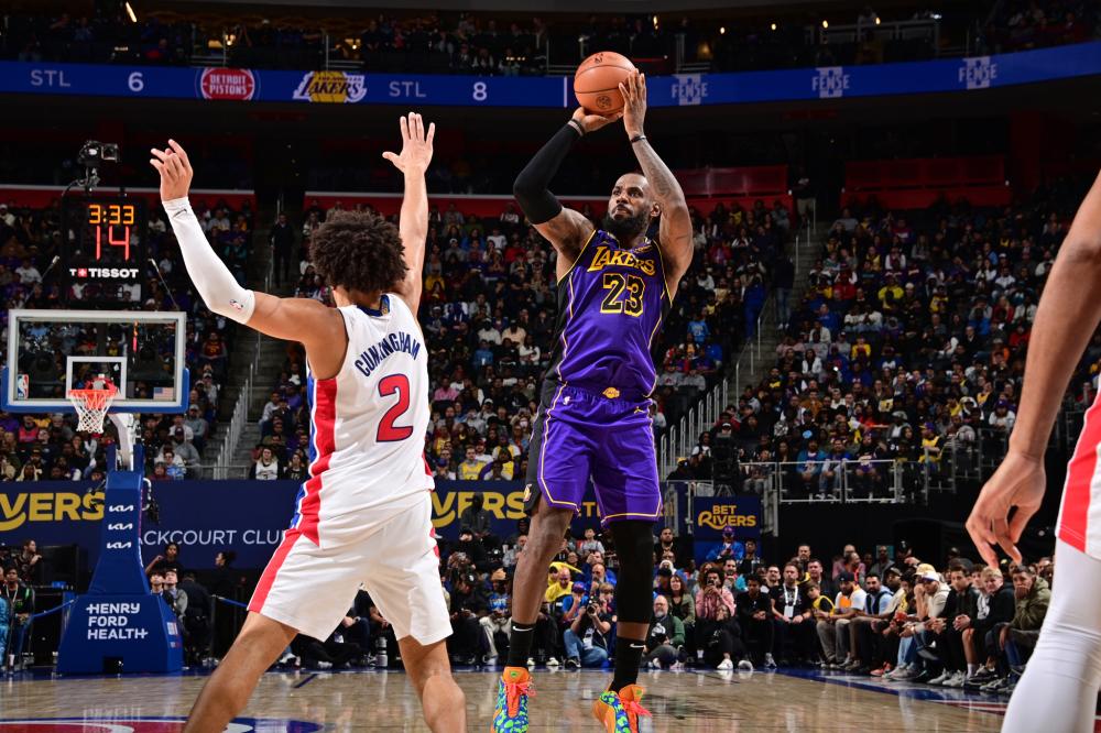 的穿针引线 的穿针引线