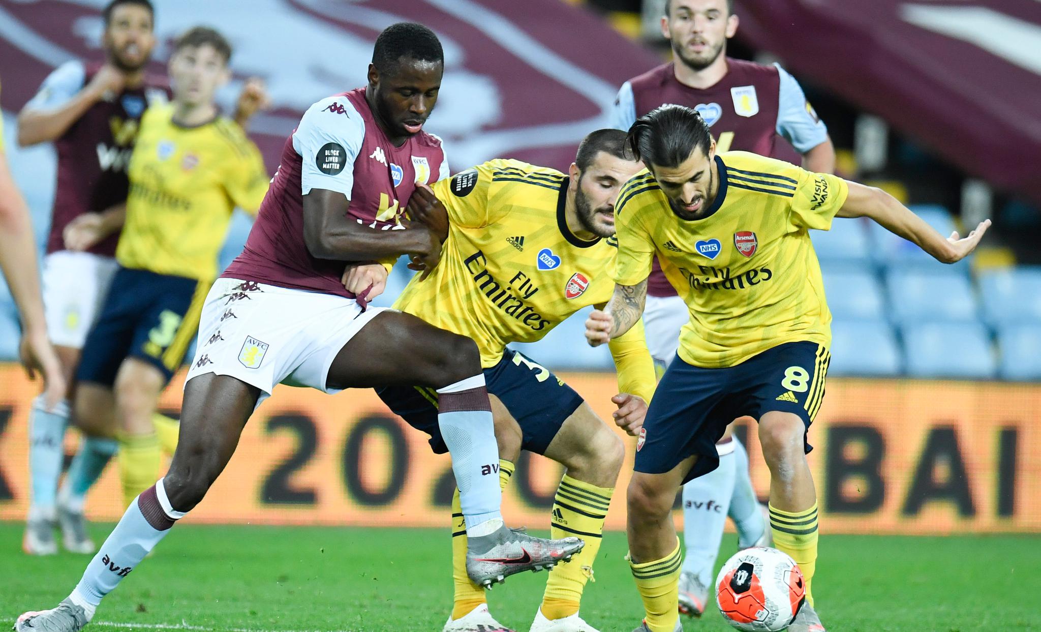 使年轻球员 使年轻球员